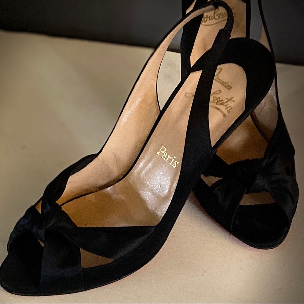 Christian louboutin satin pumps